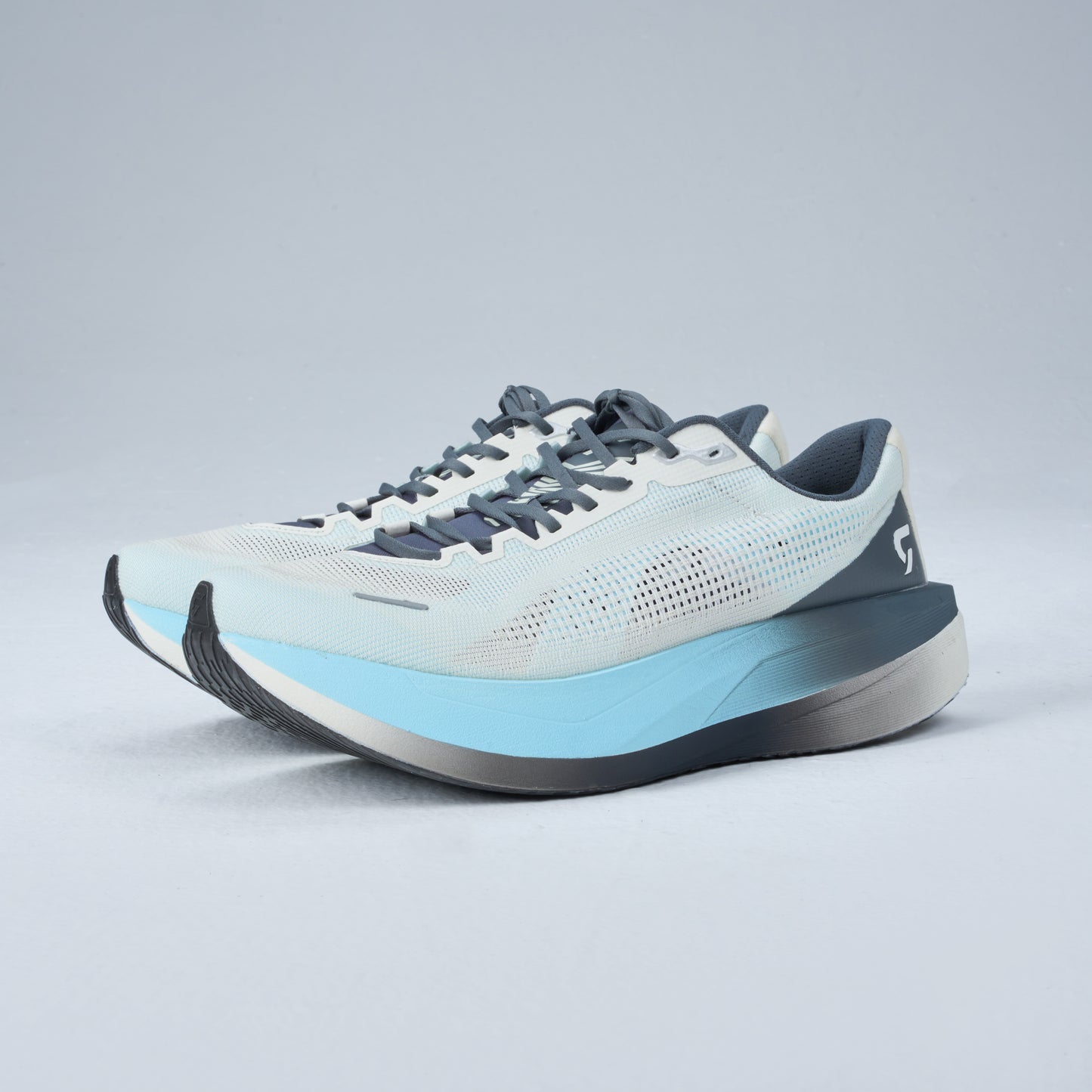 Dynafish Xiaonian Super Trainer - Preorder