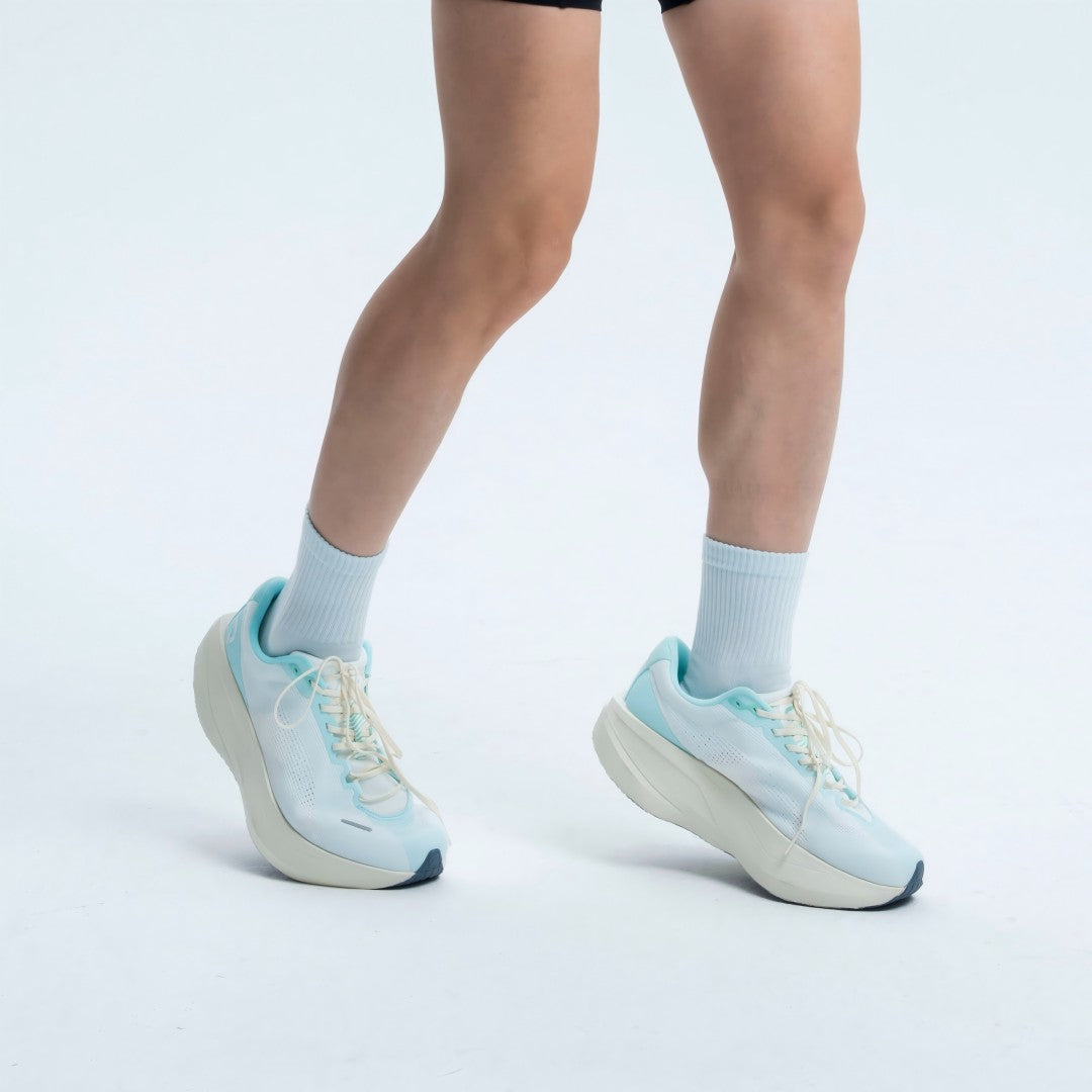 Dynafish Xiaonian Super Trainer - Preorder